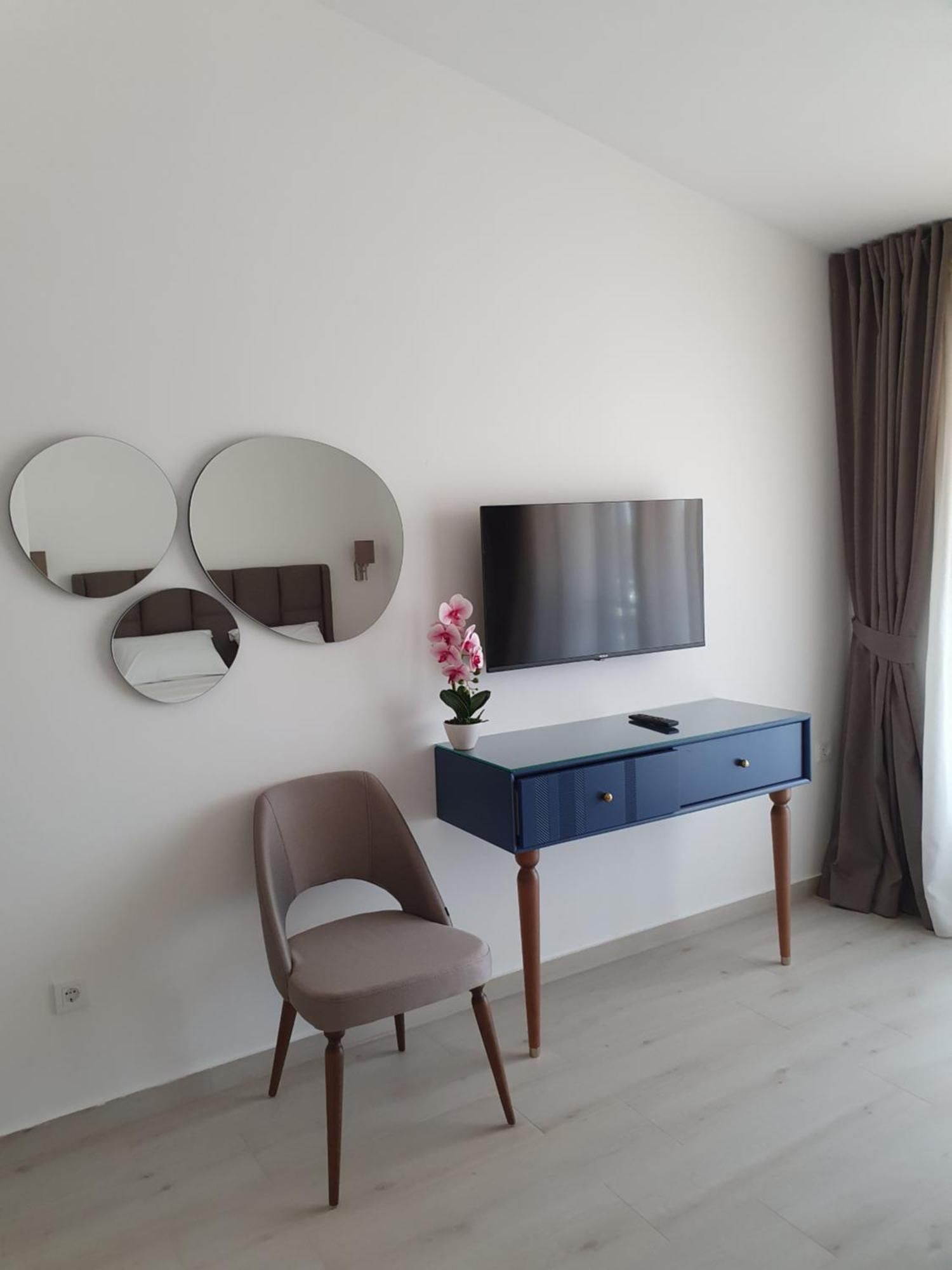 Apartments Boreta Budva Rum bild